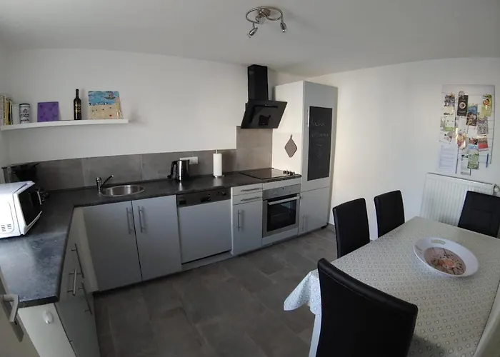 Im Kirschbaeumchen * Osburg